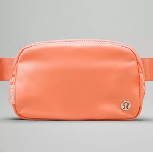 Lululemon 1L Belt Bag